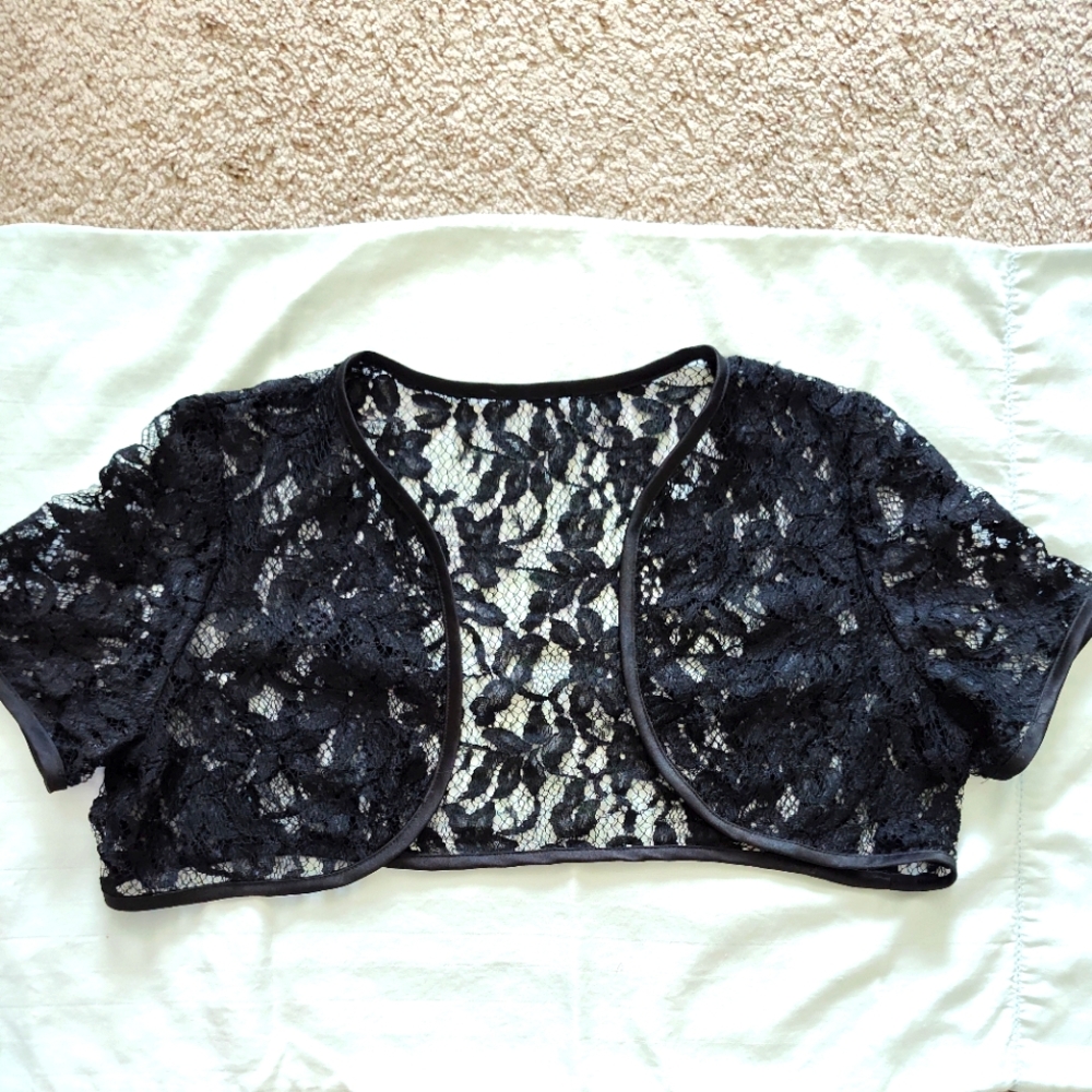 David's Bridal Black Bolero